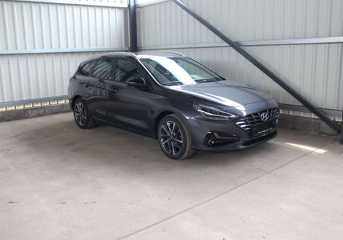 Hyundai i30, 2021