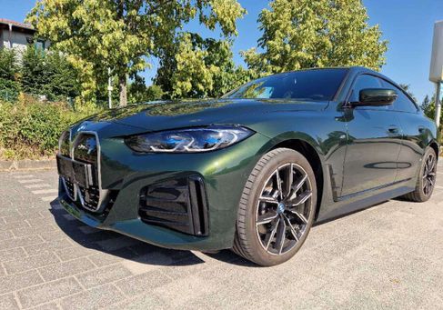 BMW i4, 2022