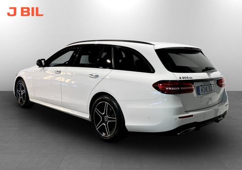Mercedes-Benz E 300, 2023 2