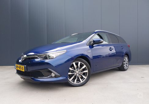 Toyota Auris Touring Sports, 2017