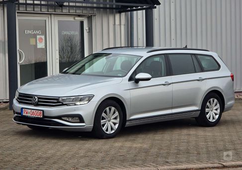 Volkswagen Passat, 2021