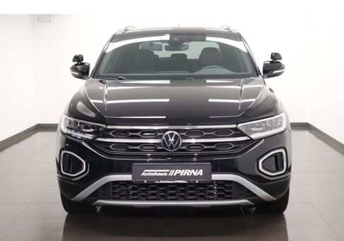 Volkswagen T-Roc, 2024 2