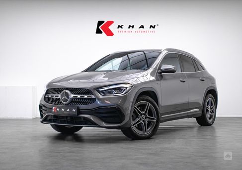 Mercedes-Benz GLA 250, 2021