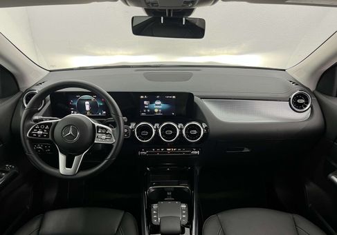 Mercedes-Benz GLA 220, 2021 3