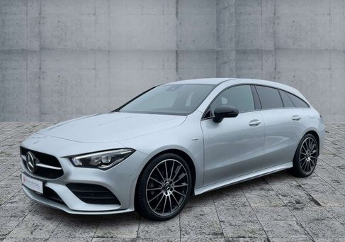 Mercedes-Benz CLA 200, 2021