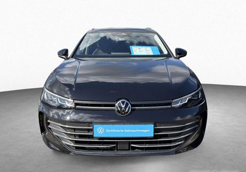 Volkswagen Passat Variant, 2025