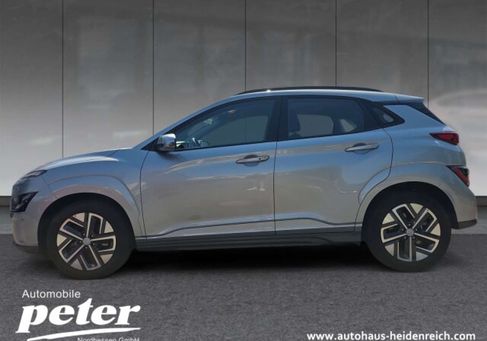 Hyundai Kona, 2023 3