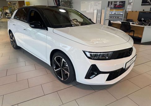 Opel Astra, 2025