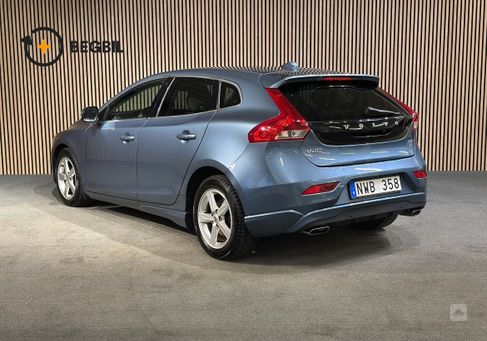 Volvo V40, 2013