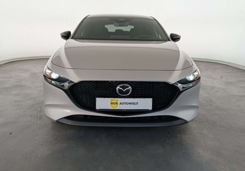 Mazda 3, 2023