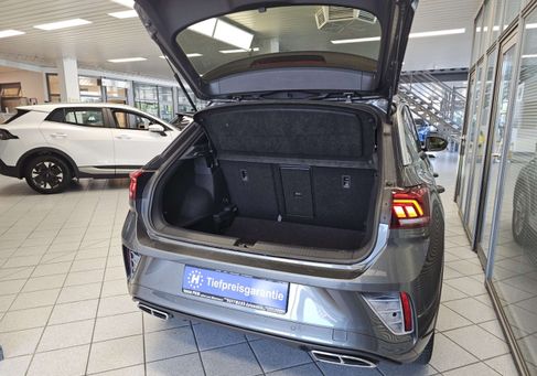 Volkswagen T-Roc, 2023