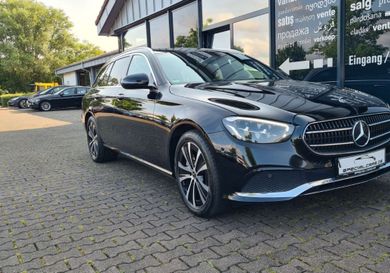 Mercedes-Benz E 300, 2021