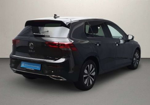 Volkswagen Golf, 2024 2