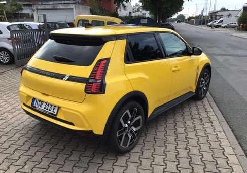 Renault R 5, 2025