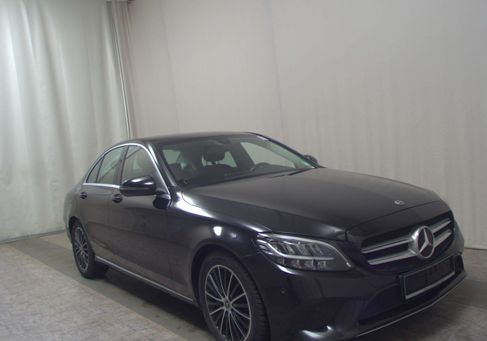 Mercedes-Benz C 300, 2020