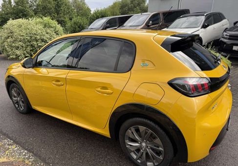 Peugeot 208, 2021 3