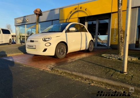 Fiat 500, 2022