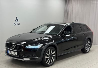 Volvo V90 Cross Country, 2021