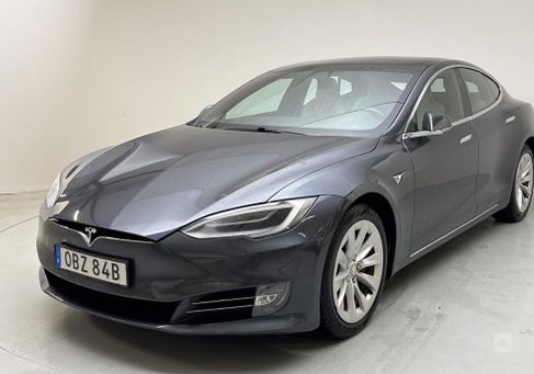 Tesla Model S, 2020