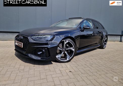 Audi RS4, 2023