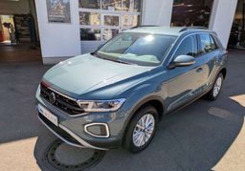 Volkswagen T-Roc, 2025 3