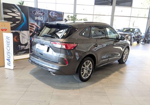 Ford Kuga, 2021
