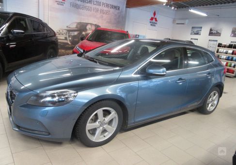 Volvo V40, 2014