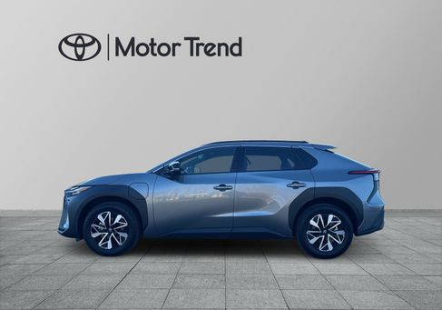 Toyota bZ4X, 2024 3