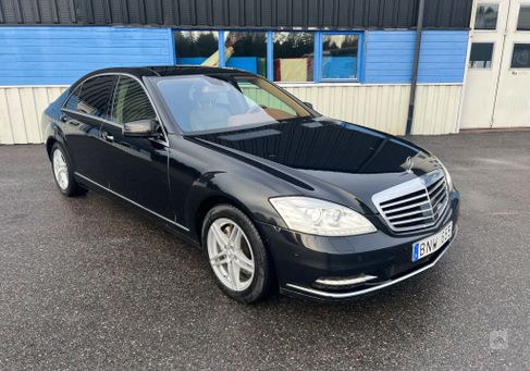 Mercedes-Benz S 400, 2010