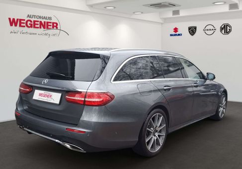 Mercedes-Benz E 200, 2020