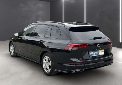 Volkswagen Golf, 2024