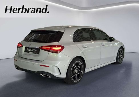 Mercedes-Benz A 180, 2023