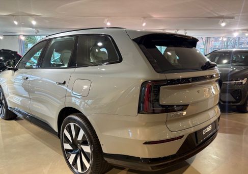 Volvo EX90, 2025