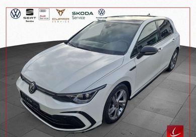 Volkswagen Golf, 2024