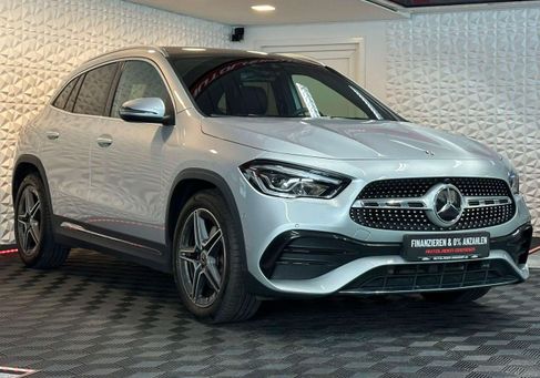 Mercedes-Benz GLA 250, 2020