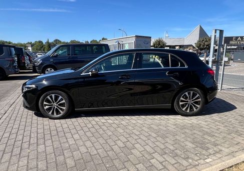 Mercedes-Benz A 180, 2025