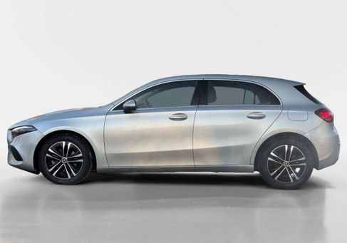 Mercedes-Benz A 200, 2025 2