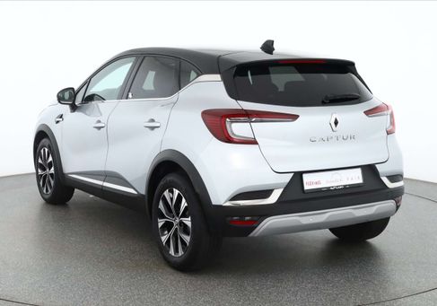 Renault Captur, 2024 3