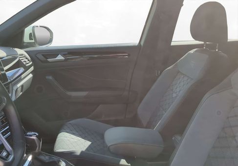 Volkswagen T-Roc, 2024
