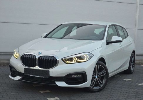 BMW 120, 2023 2