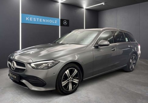 Mercedes-Benz C 200, 2022