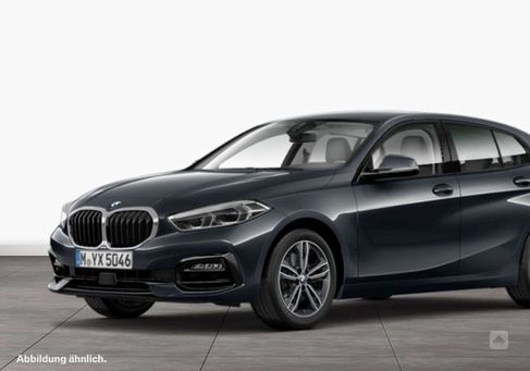 BMW 118, 2021