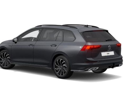Volkswagen Golf, 2023 3