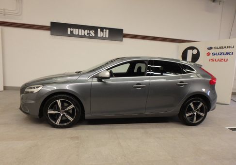 Volvo V40, 2018
