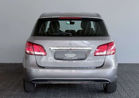 Mercedes-Benz B 180, 2018