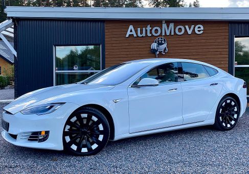 Tesla Model S, 2016