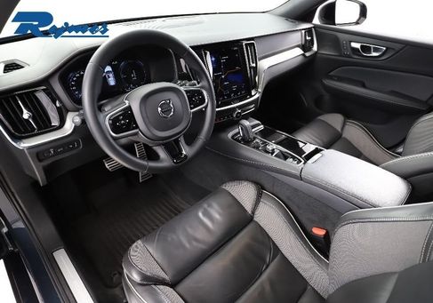 Volvo V60, 2022