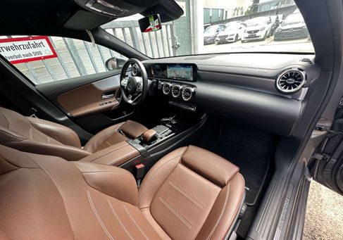 Mercedes-Benz A 220, 2021