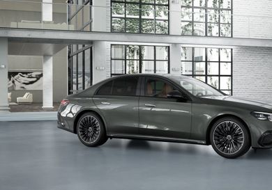 Mercedes-Benz E 300, 2026