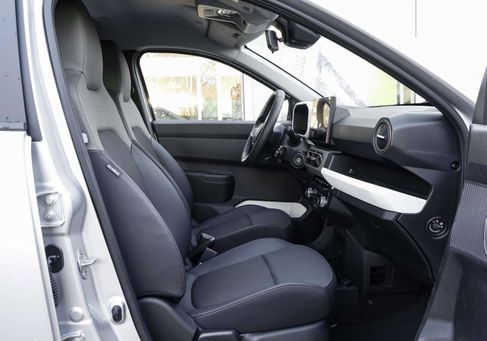 Dacia Spring, 2025 3